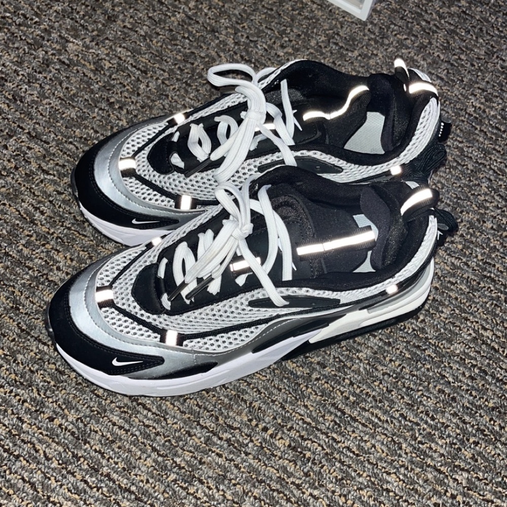 NIKE AIR MAX FURYOSA NRG